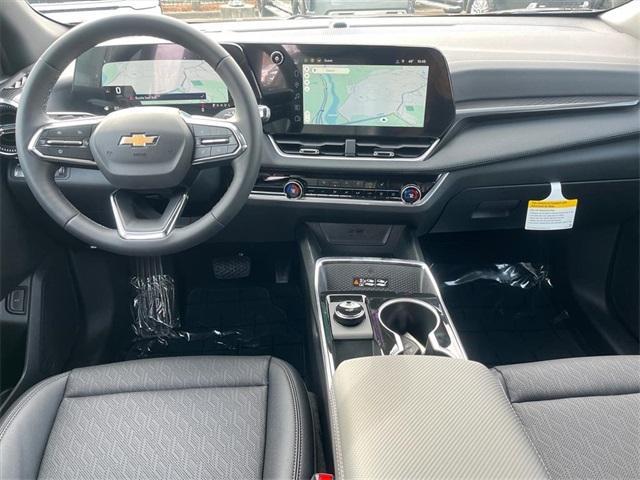 new 2026 Chevrolet Equinox car, priced at $34,001