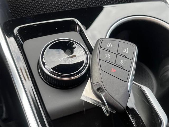 new 2026 Chevrolet Equinox car, priced at $34,001