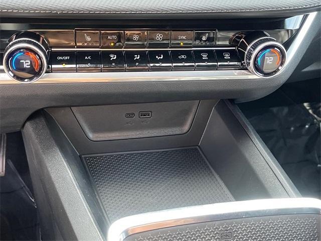 new 2026 Chevrolet Equinox car, priced at $34,001