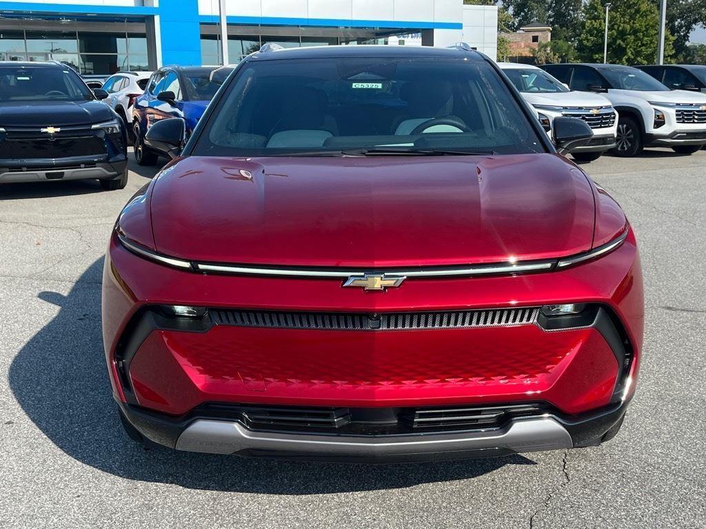 new 2025 Chevrolet Equinox EV car, priced at $37,277
