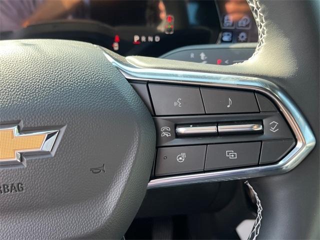 new 2025 Chevrolet Equinox EV car, priced at $40,016