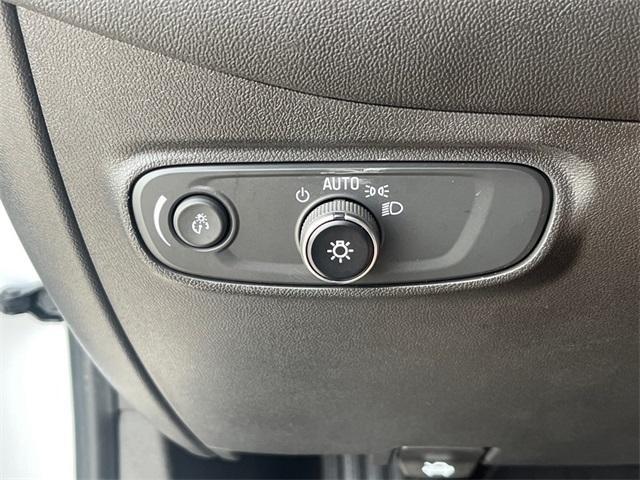 used 2022 Chevrolet Equinox car, priced at $22,100