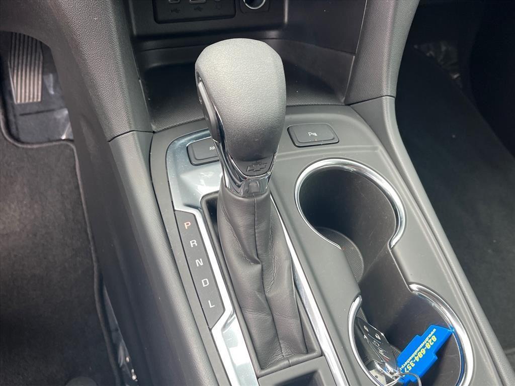 used 2024 Chevrolet Equinox car, priced at $25,000