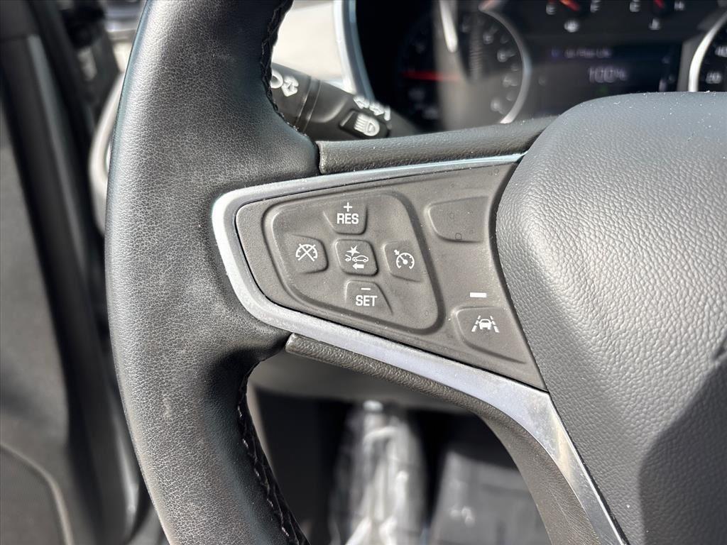 used 2023 Chevrolet Equinox car, priced at $19,000