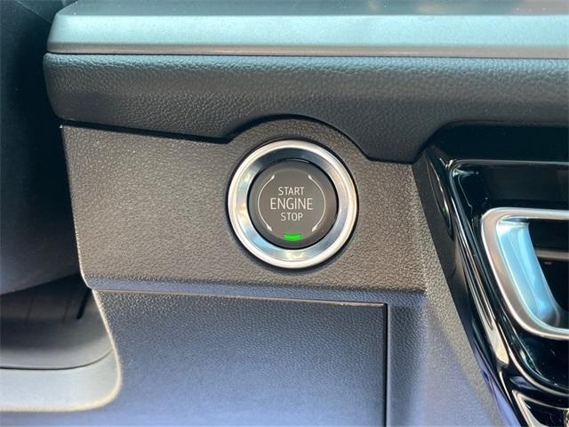 new 2025 Chevrolet Traverse car, priced at $49,808