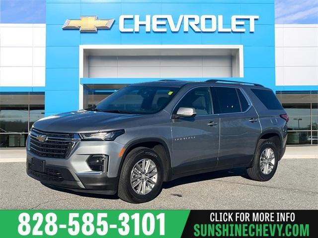 used 2023 Chevrolet Traverse car, priced at $29,400