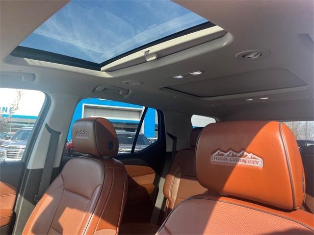 used 2021 Chevrolet Traverse car, priced at $32,500