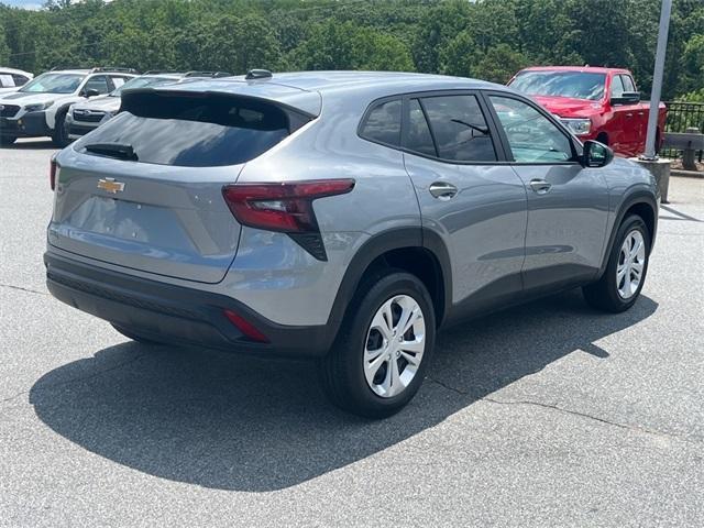 used 2025 Chevrolet Trax car, priced at $20,150