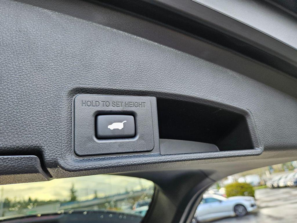 new 2026 Acura RDX car, priced at $49,650