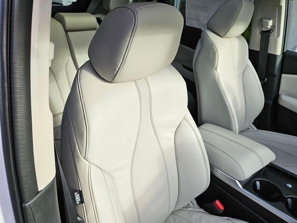 new 2026 Acura RDX car, priced at $49,650