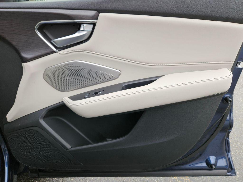 new 2026 Acura RDX car, priced at $54,200