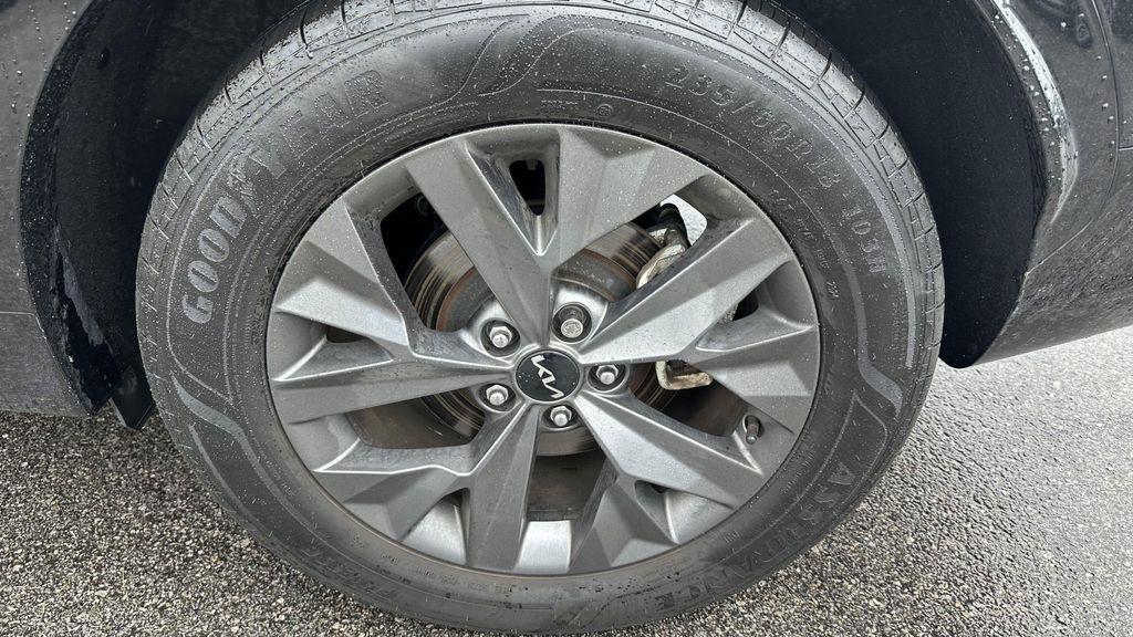 used 2025 Kia Sportage Hybrid car, priced at $37,245
