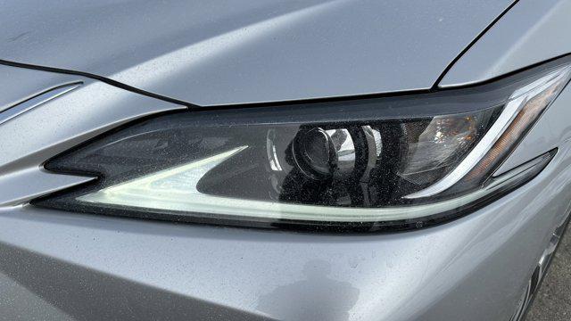 used 2019 Lexus ES 350 car, priced at $27,762