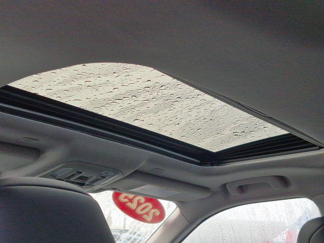 used 2025 Toyota Highlander car, priced at $40,899