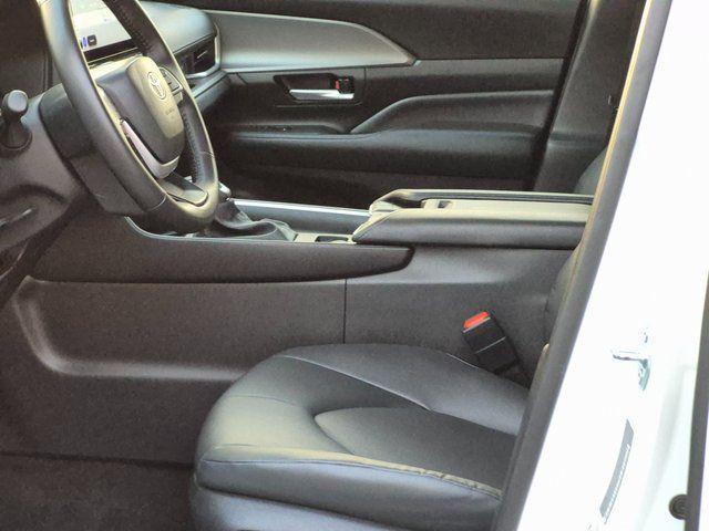 used 2025 Toyota Grand Highlander car, priced at $42,898