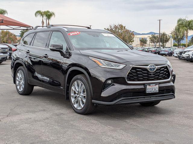 used 2021 Toyota Highlander Hybrid car, priced at $35,664