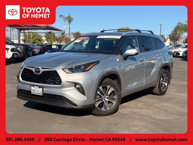 used 2024 Toyota Highlander car, priced at $38,961