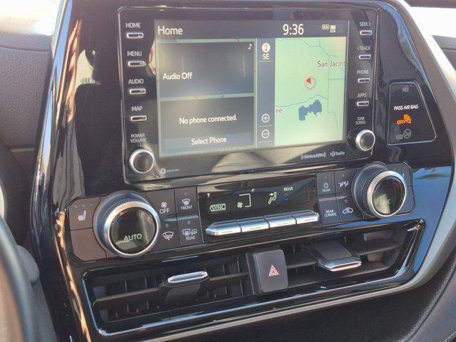 used 2022 Toyota Highlander Hybrid car, priced at $36,650