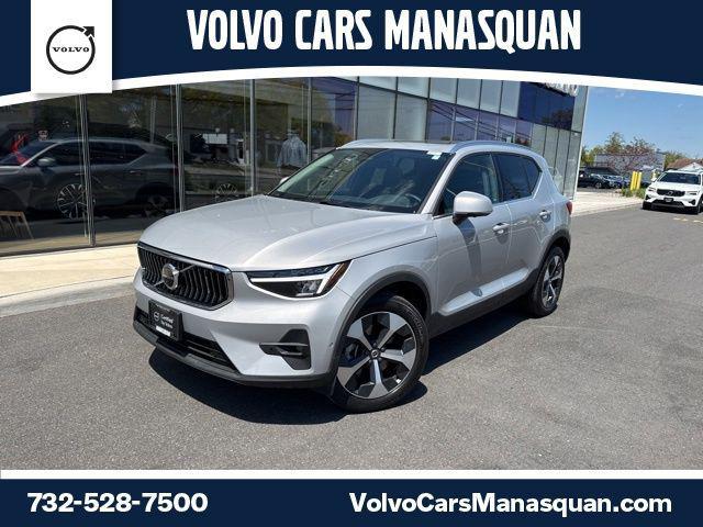 used 2025 Volvo XC40 car, priced at $33,374