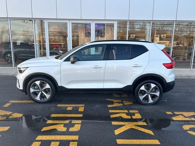 used 2025 Volvo XC40 car, priced at $30,975