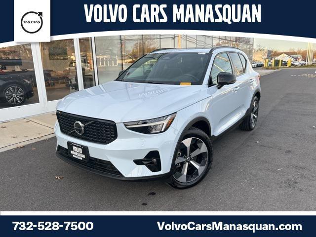 used 2025 Volvo XC40 car, priced at $32,475