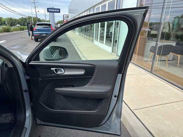 used 2025 Volvo XC40 car, priced at $33,374