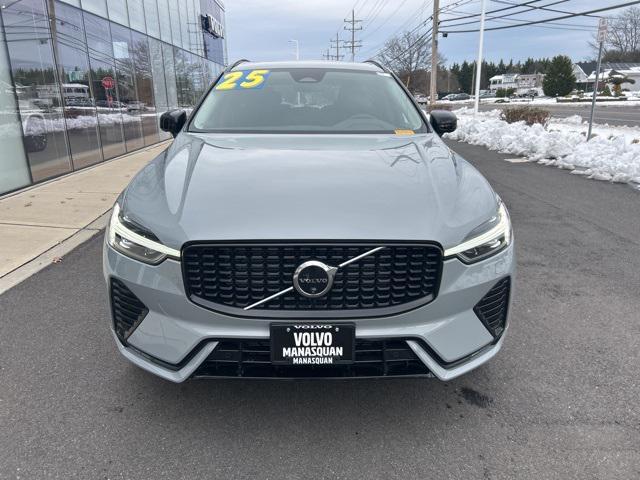 used 2025 Volvo XC60 car, priced at $35,975