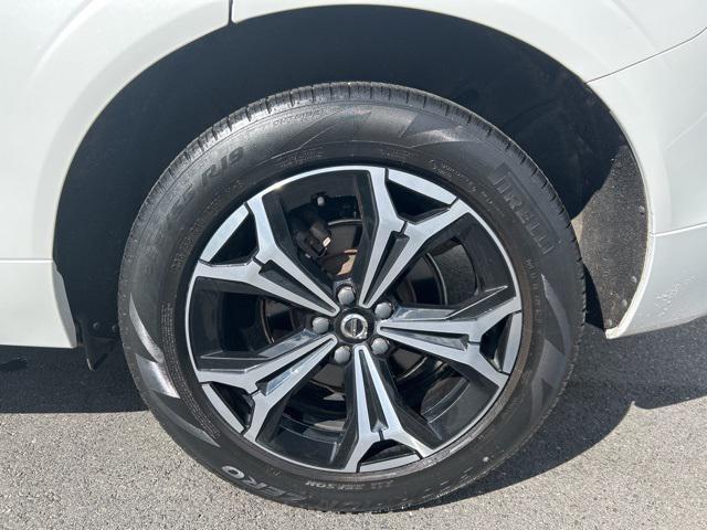 used 2022 Volvo XC60 car, priced at $32,669