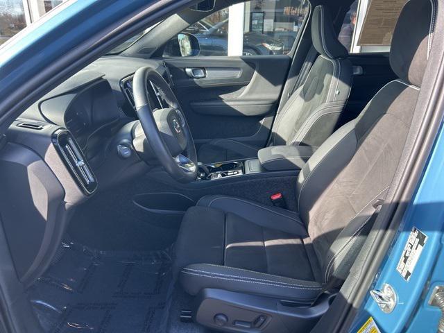 used 2025 Volvo XC40 car, priced at $30,975
