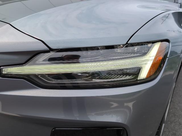 used 2021 Volvo S60 car