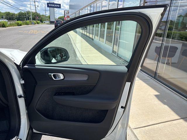 used 2025 Volvo XC40 car, priced at $33,374