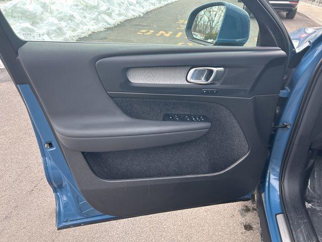 used 2025 Volvo XC40 car, priced at $32,475