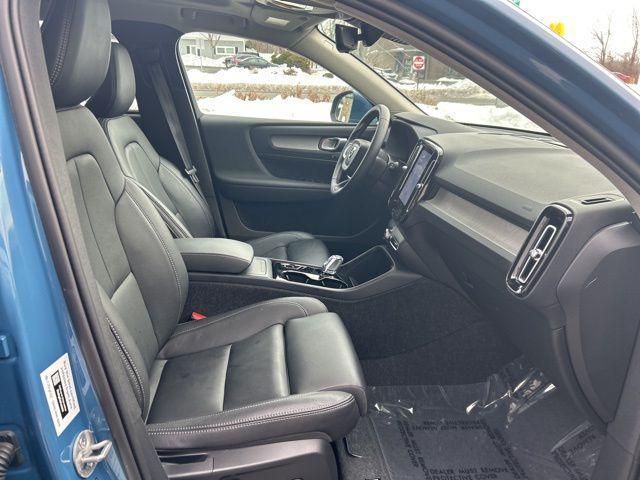 used 2025 Volvo XC40 car, priced at $32,475