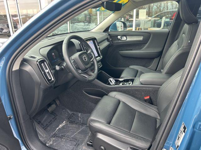 used 2025 Volvo XC40 car, priced at $32,475