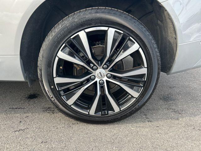 used 2025 Volvo XC60 car, priced at $35,975