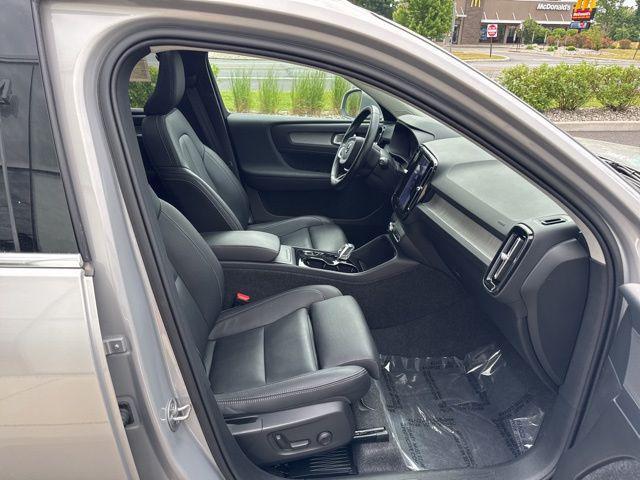used 2025 Volvo XC40 car, priced at $34,374