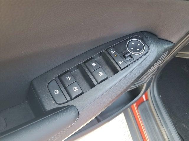 used 2025 Kia Seltos car, priced at $27,950