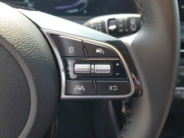 used 2025 Kia Seltos car, priced at $27,950