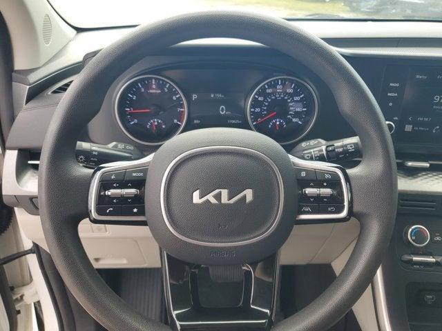 used 2023 Kia Carnival car, priced at $22,950