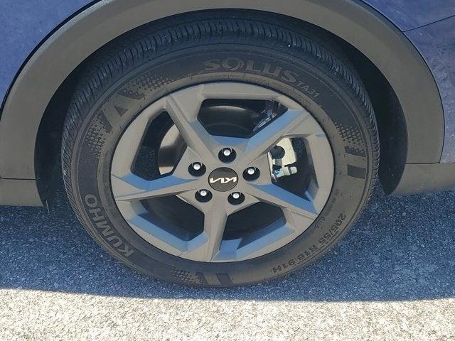 used 2025 Kia K4 car, priced at $24,950