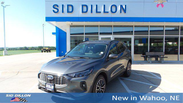 new 2025 Ford Escape PHEV car, priced at $36,618