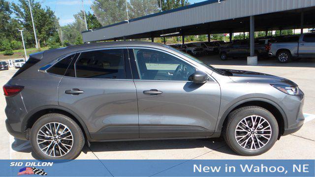 new 2025 Ford Escape PHEV car, priced at $36,618