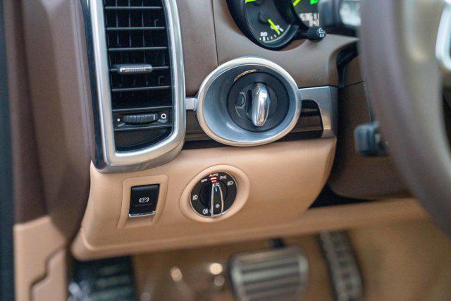 used 2018 Porsche Cayenne car, priced at $31,990