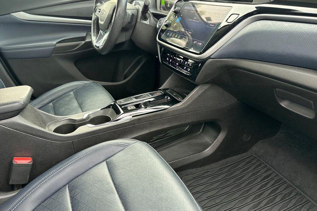 used 2022 Chevrolet Bolt EUV car, priced at $18,501
