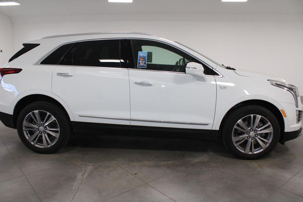used 2024 Cadillac XT5 car, priced at $31,138