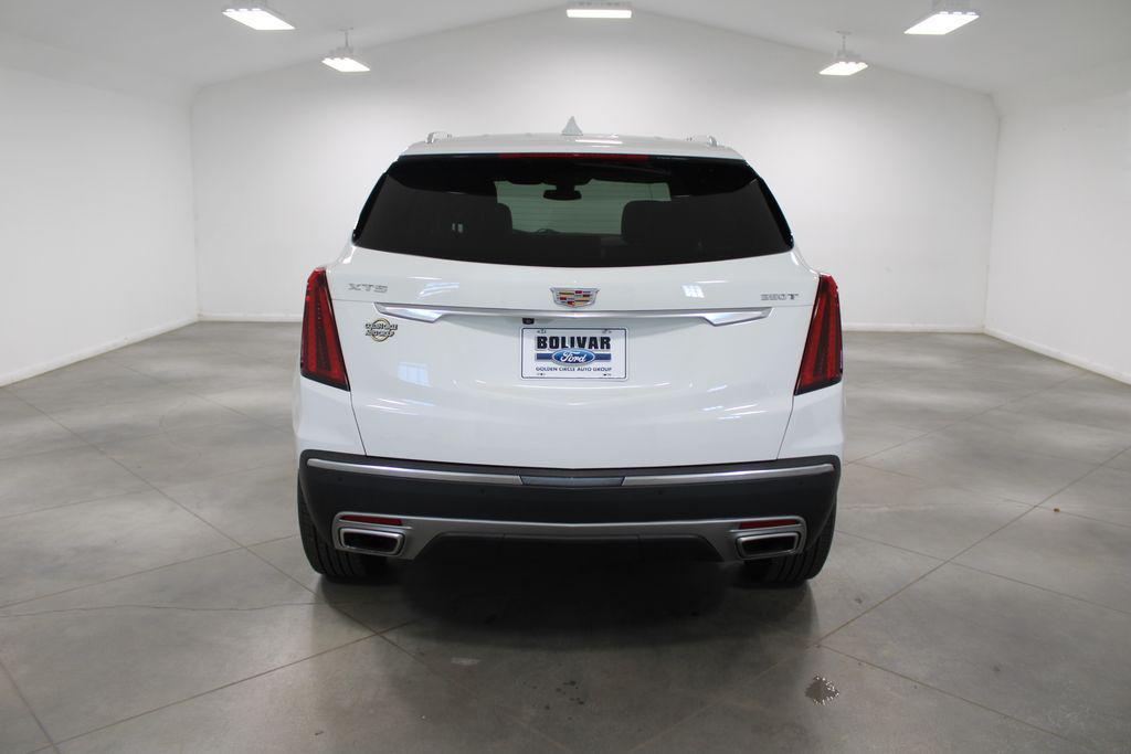 used 2024 Cadillac XT5 car, priced at $31,138