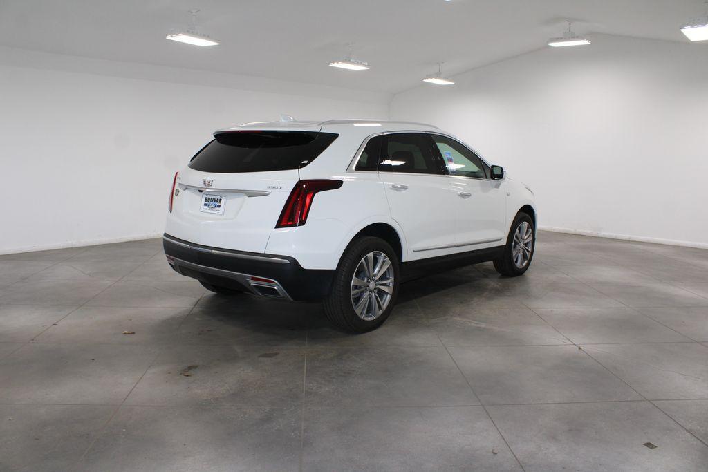 used 2024 Cadillac XT5 car, priced at $31,138