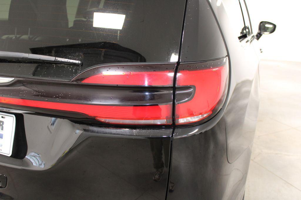 used 2024 Chrysler Pacifica car, priced at $25,888