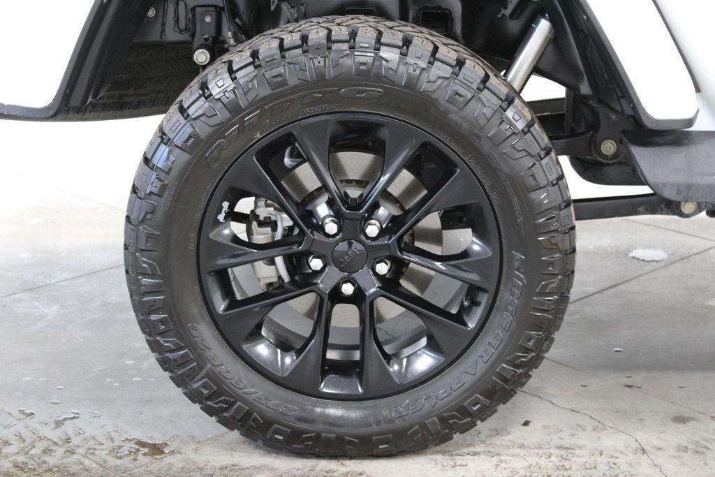 used 2023 Jeep Gladiator car, priced at $30,698