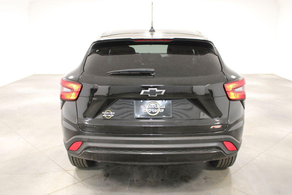 used 2024 Chevrolet Trax car, priced at $20,258